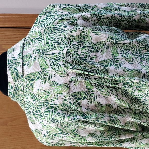 Cabi 3/4 sleeve faux wrap green tan leaf pattern mini dress - Picture 6 of 8